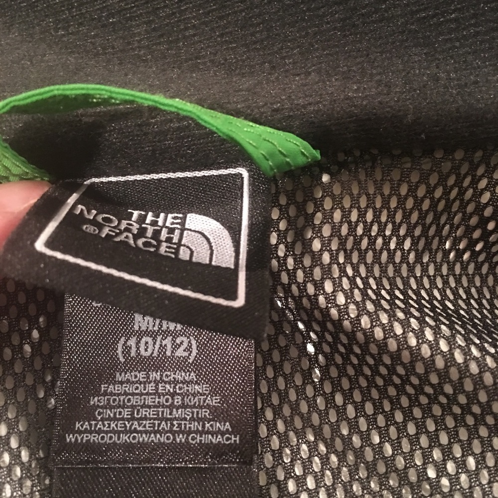 Boys Medium The North Face rain jacket